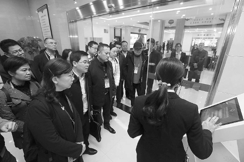最高检邀请部分全国人大代表视察福建检察工作